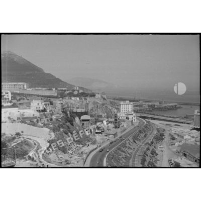 Vue d'ensemble de la ville d'Oran. [légende d'origine]