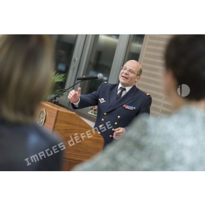 Discours de l'amiral Christophe Prazuck, CEMM (chef d'état-major de la Marine), à des représentantes féminines à l'occasion de la journée internationale des droits de femmes.