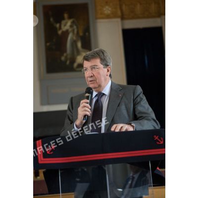 Intervention de monsieur Xavier Darcos, président de la Défense de la langue française, lors de la remise des prix du Plumier d'or au pavillon de musique de la Maison d'éducation de la Légion d'honneur à Saint-Denis.