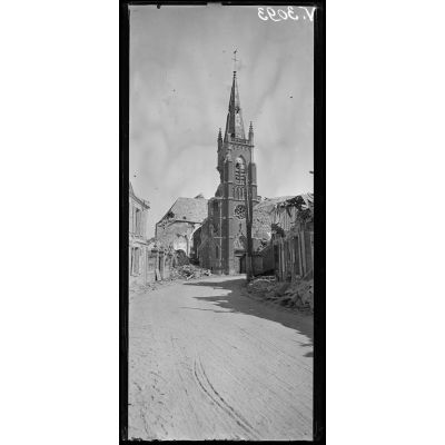 Tricot, Oise, l'église. [légende d'origine]