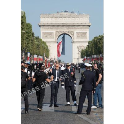 Interview d'un lieutenant-colonel de l'aéronavale à l'occasion du défilé du 14 juillet 2018 à paris.