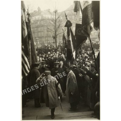 Fête du 37e régiment d'infanterie (37e RI) à Paris.