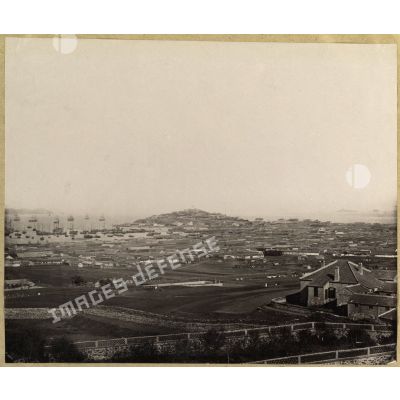 [Chine, 1870-1890. Ville de Che Fou, sur le golfe du Petchili].