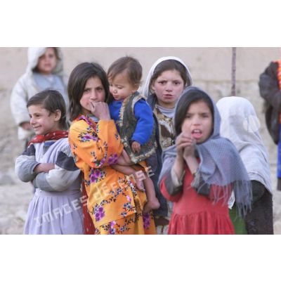 Petites filles afghanes.