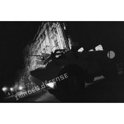 VAB en patrouille nocturne, Beyrouth.