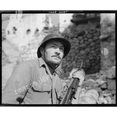 Portrait d'un soldat sur le front italien.