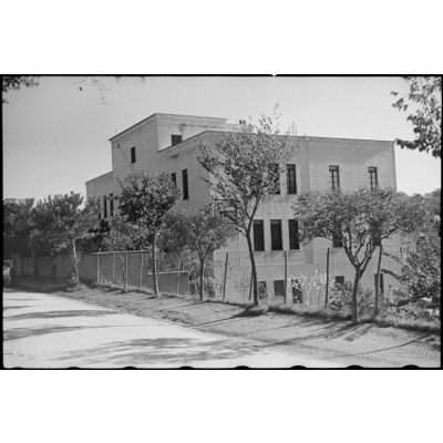L'hôpital de Monterondo où s'est installé le dentiste de l'armée de l'air allemande (Luftwaffe Sanitätsstaffel Zahnstation).