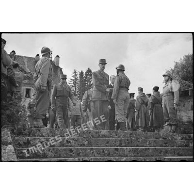 Visite du général De Gaulle sur le front des Vosges le 24 septembre 1944.