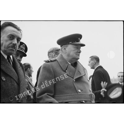 Winston Churchill, Premier ministre britannique lors de la cérémonie du 11 Novembre 1944 à Paris.