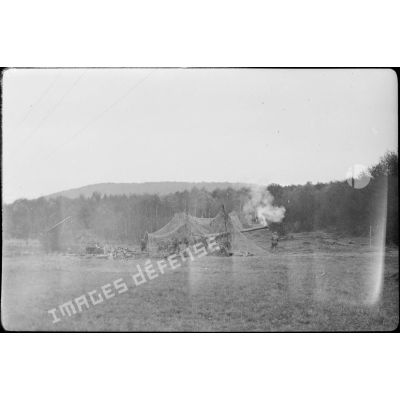 Pièces d'artillerie de la 1re DMI, ex-1re DFL, sur le front des Vosges.