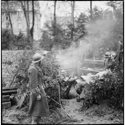 Tirs de mortiers dirigés contre les casernes de Mulhouse où se sont retranchées les troupes allemandes.