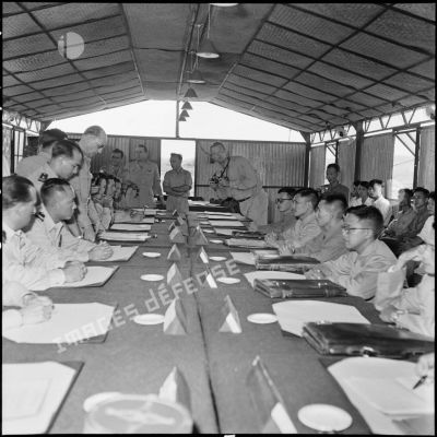 Allocution du colonel Lennuyeux, porte-parole de la délégation frano-vietnamienne, lors de la conférence de Trung Gia.