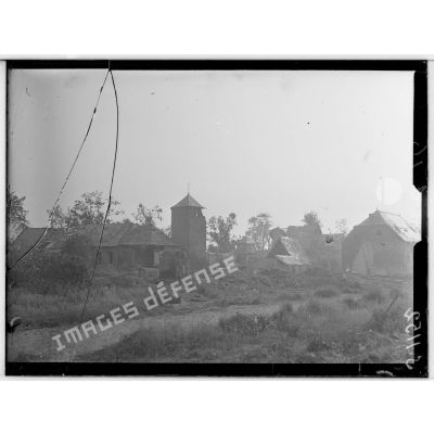 Maucourt (Somme). Ruines d'une ferme. [légende d'origine]