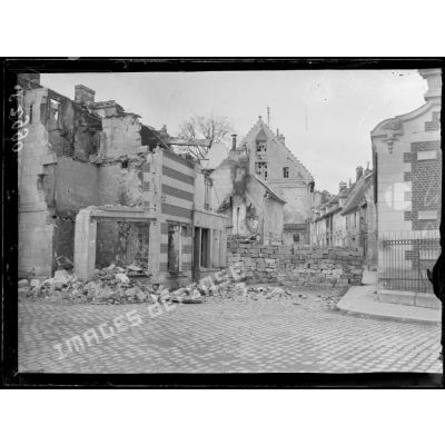 Soissons (Aisne). Ancienne barricade rue du Château Gaillard. [légende d'origine]