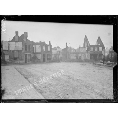 Roulers, Belgique. Maisons détruites place Saint-Michel. [légende d'origine]