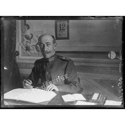 Salonique. Portrait du général Zimbrakakis. Ministre de la guerre. [légende d'origine]