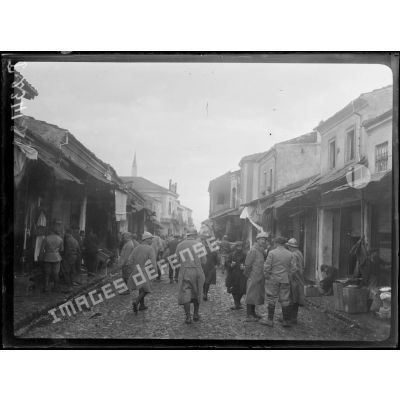 Monastir. Une rue. 4 décembre 1916. [légende d'origine]