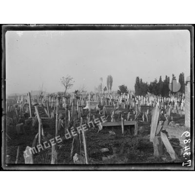 Salonique. Vue d'ensemble du cimetière turc de Zeitenlick. [légende d'origine]