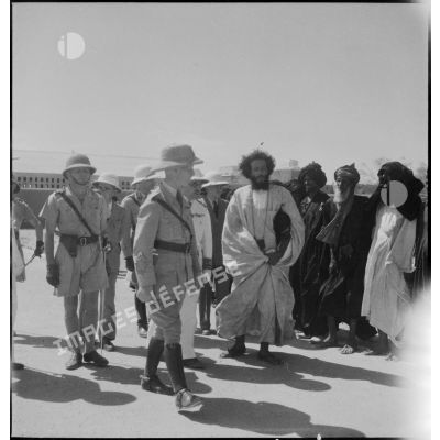 Voyage et tournée d'inspection du général d'armée Charles Huntziger en Mauritanie.