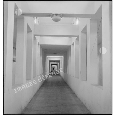 Un couloir souterrain de l'hôpital complémentaire d'armée Purpan.