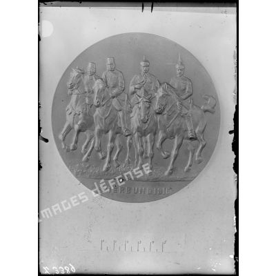 Paris. Musée Leblanc. Médaille de la guerre mondiale (revers). [légende d’origine]