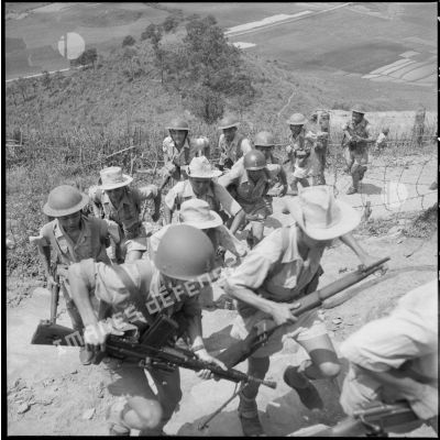 Entraînement des soldats du 3e bataillon du 21e RIC.