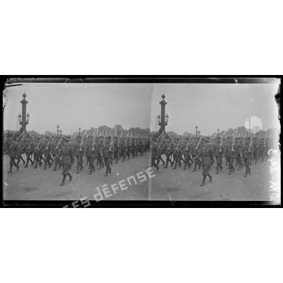 Paris. Prise d'armes du 14 juillet 1918. Les troupes anglaises place de la Concorde. [légende d'origine]