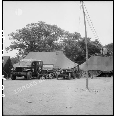 L'infirmerie du camp de base du Bataillon français de l'ONU dans la région de Kapyong.