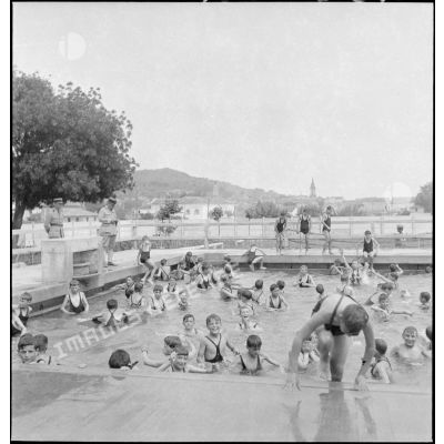La piscine de l'école militaire enfantine Hériot.
