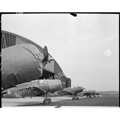 Escadrille de bombardement AB1 de l'aéronautique navale, probablement sur la base aéronavale de Hyères.