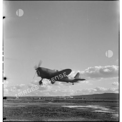 P-47 au décollage.
