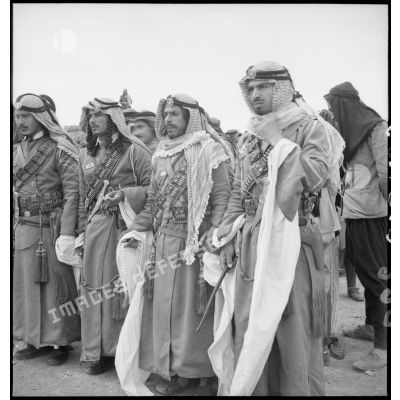 Photographie de groupe de soldats de la Transjordan Frontier Force.