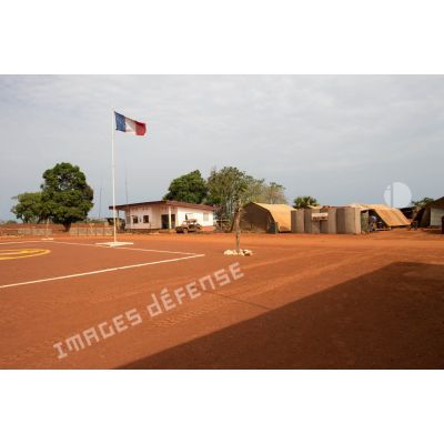 Place d'armes du contingent français au sein de la plateforme opérationnelle de défense de Bambari.