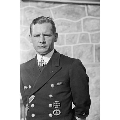 Portrait du Kapitänleutnant Engelbert Endrass commandant du sous-marin allemand U-boot U-46.