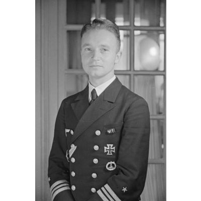 Portrait du Kapitänleutnant Helmut Rosenbaum, commandant du sous-marin U-73.