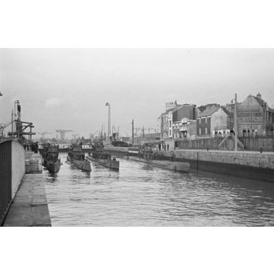 A Saint-Nazaire, quatre des cinq U-boot qui appareillent en fin de journée du 11 octobre 1941.