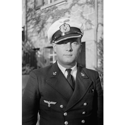 Portrait d'un officier, membre du Marine Propaganda-Abteilung West (Propagandakompanie).