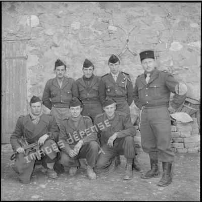 Photographie de groupe de la compagnie du 49e bataillon d'infanterie (49e BI).