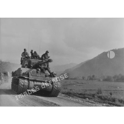 [Task force Zebra du 23e RCT (regimental combat team). Région d'Inje. Mai 1951.]