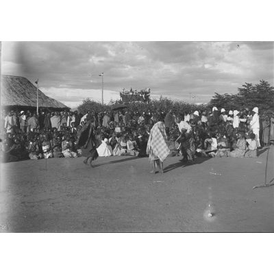 [Un spectacle de danse au village de Betroka.]