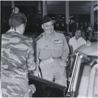 [Alger, 21-26 avril 1961. Le général d'armée Edmond Jouhaud photographié pendant le putsch d'Alger.]
