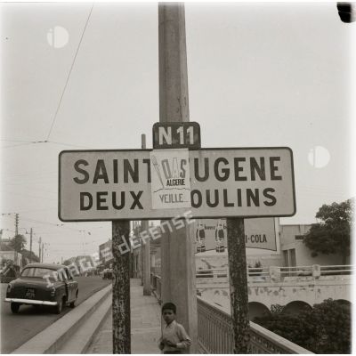 [Algérie, Saint Eugène, quartier des Deux Moulins, 1961-1962.]