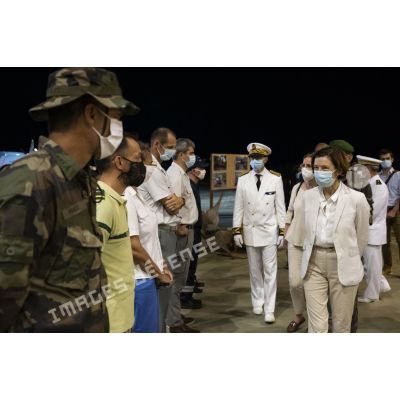 La ministre des Armées Florence Parly rencontre des soldats sur la base aérienne (BA) 367 de Cayenne-Rochambeau, en Guyane française.