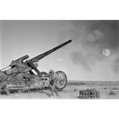 Mise en oeuvre d'un canon de 17 cm Kanone 18.