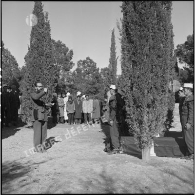 Obsèques de deux légionnaires du 3e régiment étranger d'infanterie à Arris (Aurès).