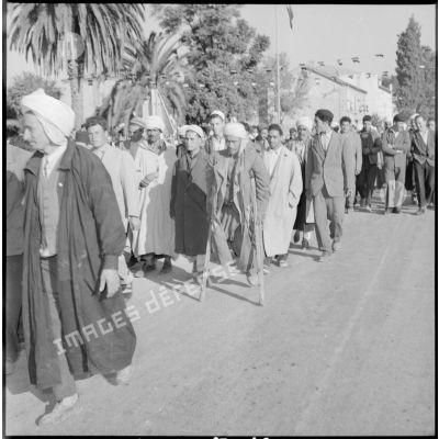 Le défilé des anciens combattants et des mutilés de guerre à Hamma Plaisance.