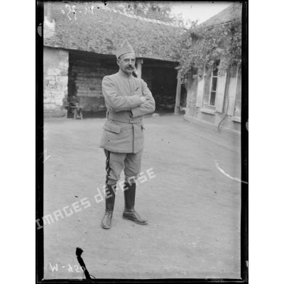 Le général Debeney de la 25e Division d'Infanterie. [légende d'origine]