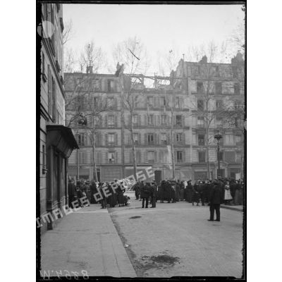 Bombardement de Paris dans la nuit du 11 au 12 mars 1918. Rue Jean Jaurès. [légende d'origine]