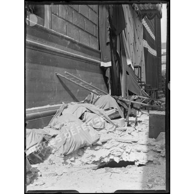 Paris, bombardement par canon le 30 mai 1918. [légende d'origine]
