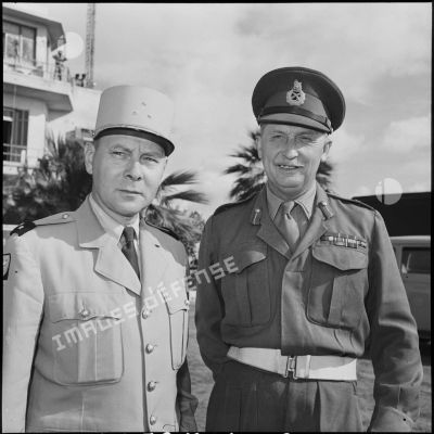 Les généraux Beaufre et Stockwell à Port-Saïd.